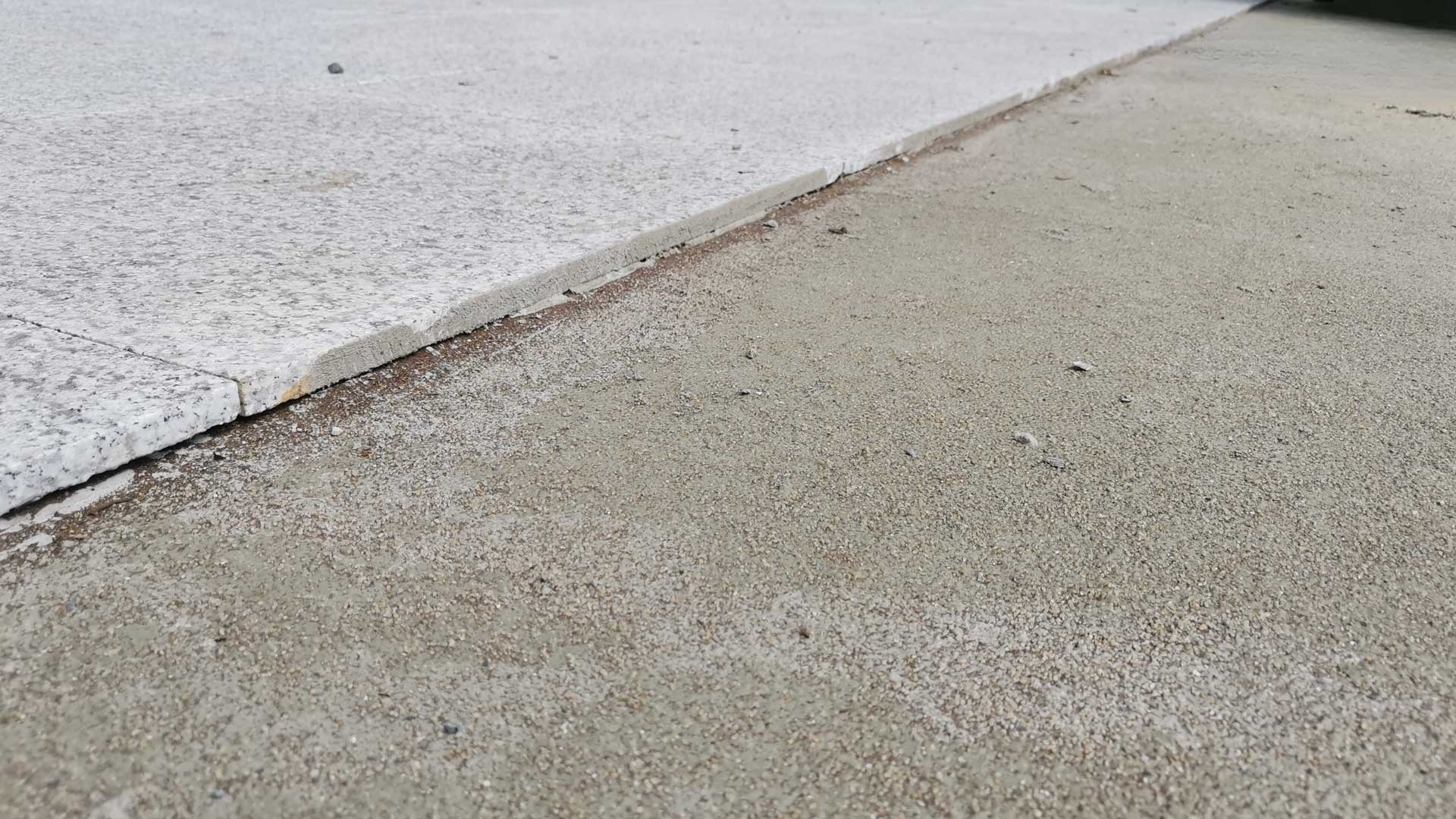 Polyurea coatings for concrete